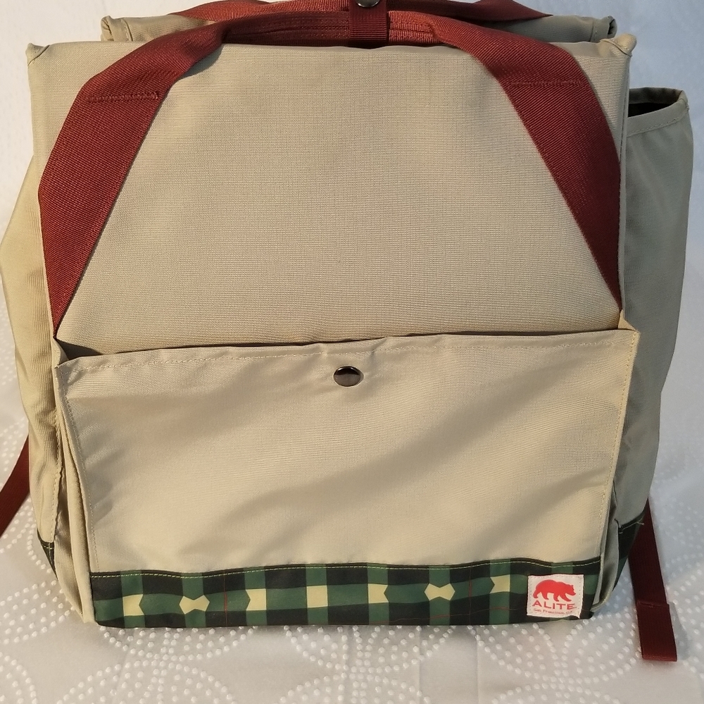 Alite Designs Meadow Picnic backpack